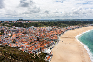 ポルトガルの町ナザレのビーチ