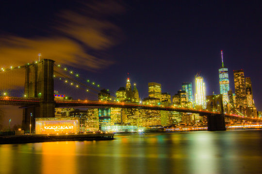 Blurred Brooklyn Bridge, NYC, USA © PnPy