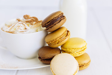 Coffe and macaroons 