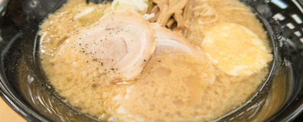 豚骨味噌らーめん