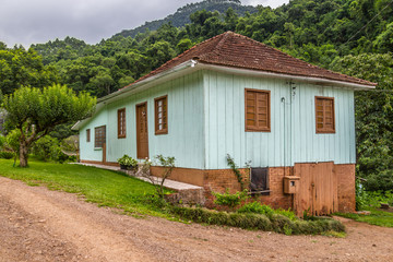 Fototapeta na wymiar Small Wood Farm House