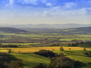 lush green typical beautiful english cotswold landscape