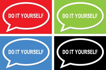 Fototapeta premium DO IT YOURSELF text, on ellipse speech bubble sign.