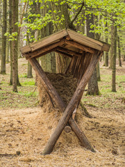 Naklejka premium Wooden feed rack