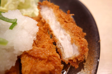 ロースカツ