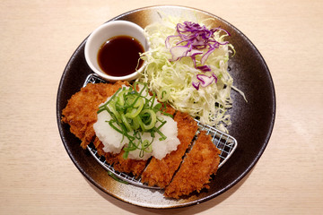 ロースカツ