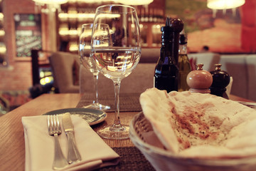 table setting in restaurant