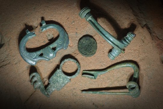 R&ouml;mische Fibeln, Schl&uuml;ssel und Funde