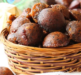 Kerala Unniyappam -Ghee fried rice sesame seed fritters