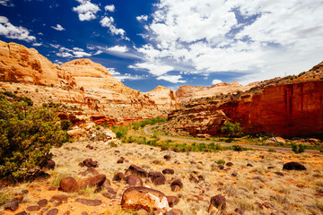 The Hickman Bridge Trail, Capital Reef National Park, Utah, USA