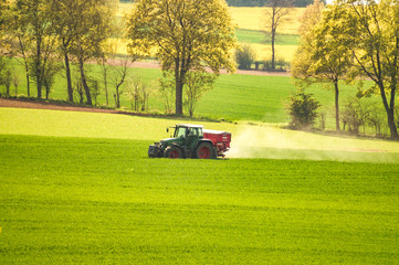 Traktor bei der Arbeit