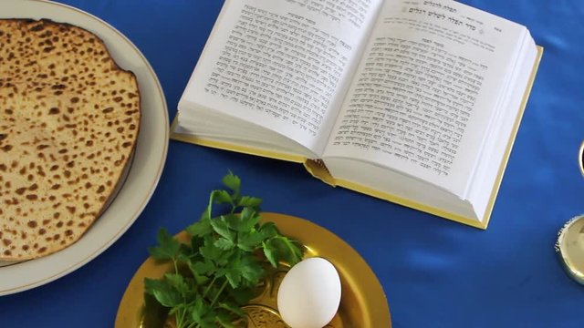 Passover table setup