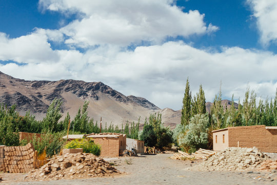 Street with houses in El Pe&ntilde;on in Catamarca, Argentina