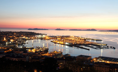 Fototapeta na wymiar view of Vigo city in Galicia Spain at sunset