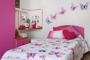 Pink little girls bedroom