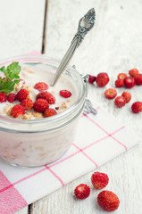 Yoghurt with wild strawberries