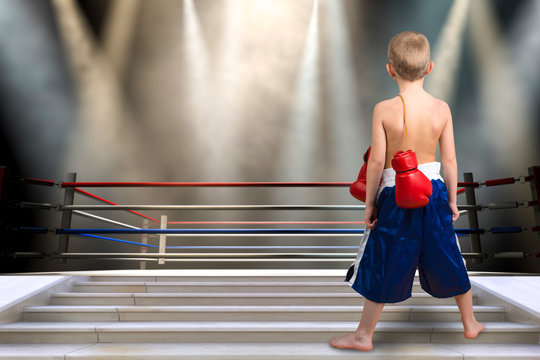 The Child Goes To His Dream Of Becoming A Boxer.Little Champion.The Big Wins.