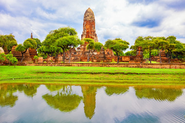Fototapeta na wymiar Wat Phra Ram in Ayutthaya Historical Park, Phra Nakhon Si, Ayutthaya, Thailand