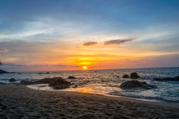 landscapes Sun fallen at beach at sunset time