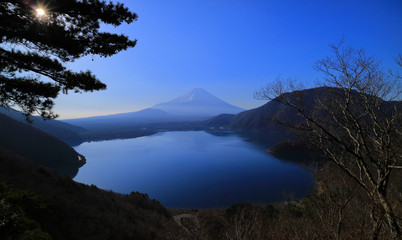 Mt.Fuji and Lake"Motosu" from mountain pass"Nakanokuratouge"