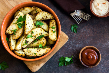 Baked potato wedges