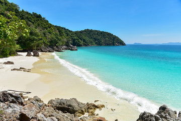 Horse Shoe Island is a new island and famous for its privacy ,Island of Myanmar,myanmar