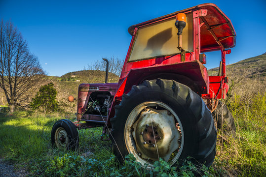 vieux tracteur