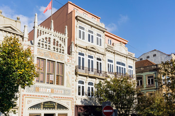 Naklejka premium PORTO, PORTUGAL - November 17, 2016. Street view of old town Porto, Portugal, Europe, is the second largest city in Portugal, has a population of 1.4 million.