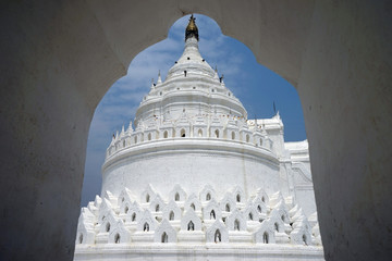 Hsinbyume Pagoda in Mingun