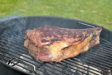 Côte de boeuf au barbecue