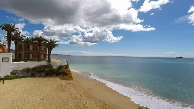 armacao de pera beach