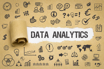 Data Analytics / Papier mit Symbole.