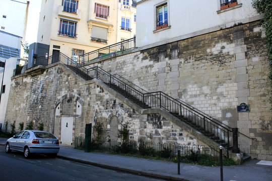 Paris - Avenue René Cotty