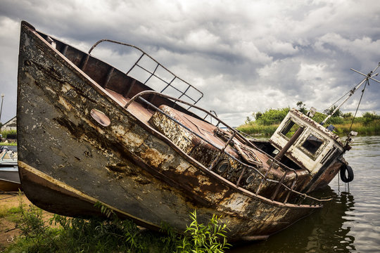 View on old rusty boat 