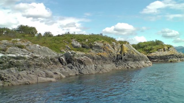 Passing the small islands between Dornie and Kyle of Lochalsh