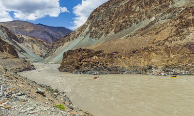 Rafting on the Zanskar river - The confluence of the Indus and Zanskar river - Tibet, Leh district,...