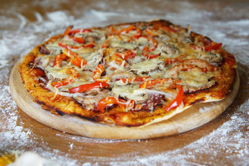 Baked pizza