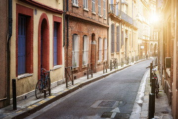 Sunlight in Toulouse