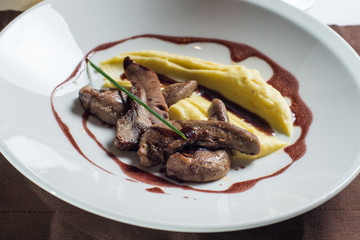 mashed potatoes with Beef tongue