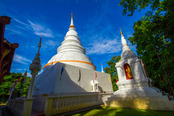 Fototapeta premium Phrasing Temple in Chiang Mai Province. it's one of the most famous and oldest temples in Chiang Mai Province Northern Thailand.