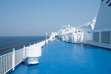 客船 フェリーのデッキ