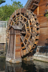 water mill © leeyiutung
