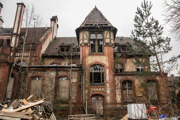 Verlaten ziekenhuis en sanatorium Beelitz Heilstätten bij Berlijn, Beelitz, Duitsland
