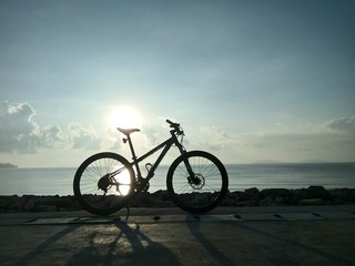 Cycling for exercise To visit beautiful seashore