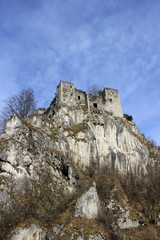 Fototapeta premium Mittelalter: Historische Festung auf einem Felsen
