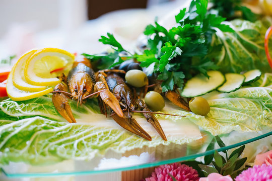 Dish: craw-fish with vegetables and herbs