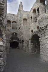 Ruiny zamku z XIV wieku