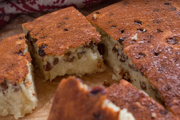 Semolina Cake with raisins
