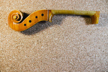 making violin, musical instrument restoration, vintage instruments