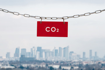 tour eiffel paris air pollution polluer respirer particule air pollution ville urbaine gaz...